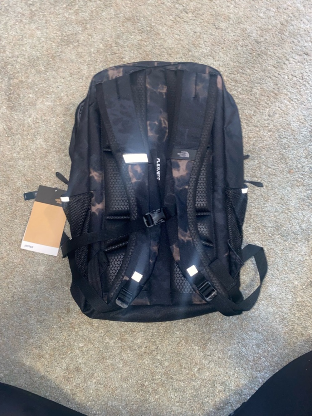 NWT The North Face Jester Black and Brown Tie-Dye Backpack - Picture 2 of 3